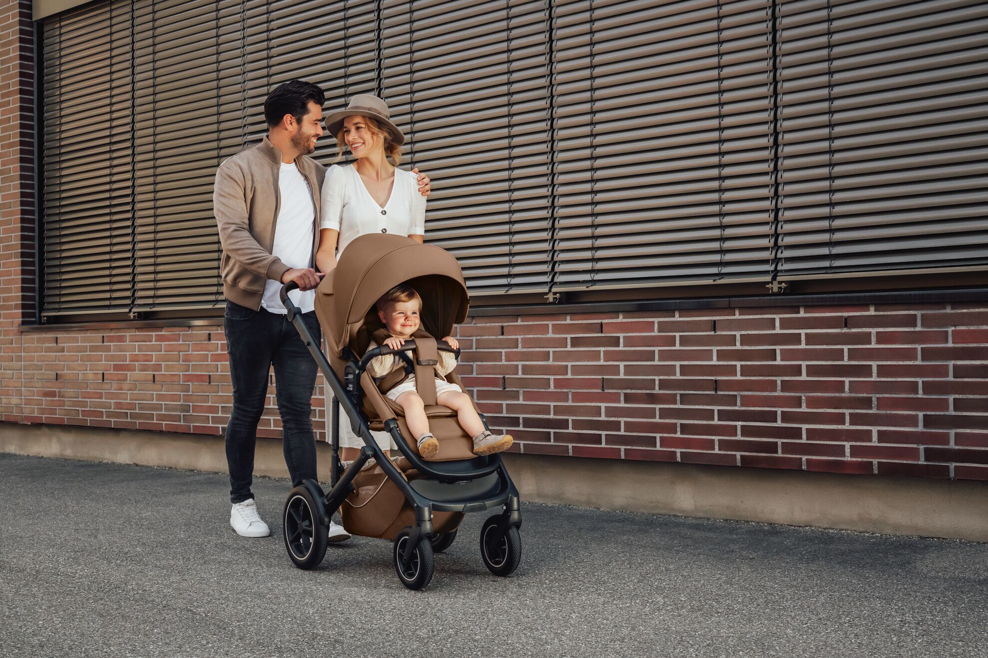 smileページ Прогулянкова коляска Britax Römer SMILE 5Z 2025 (LUX / Linen Grey
